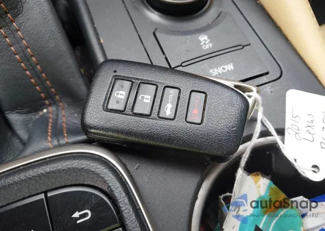 2015 Lexus Rc 350 z USA, uszkodzony, nr VIN JTHSE5BC6F5000674